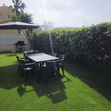 - Terrasses De La Апартаменты Агд